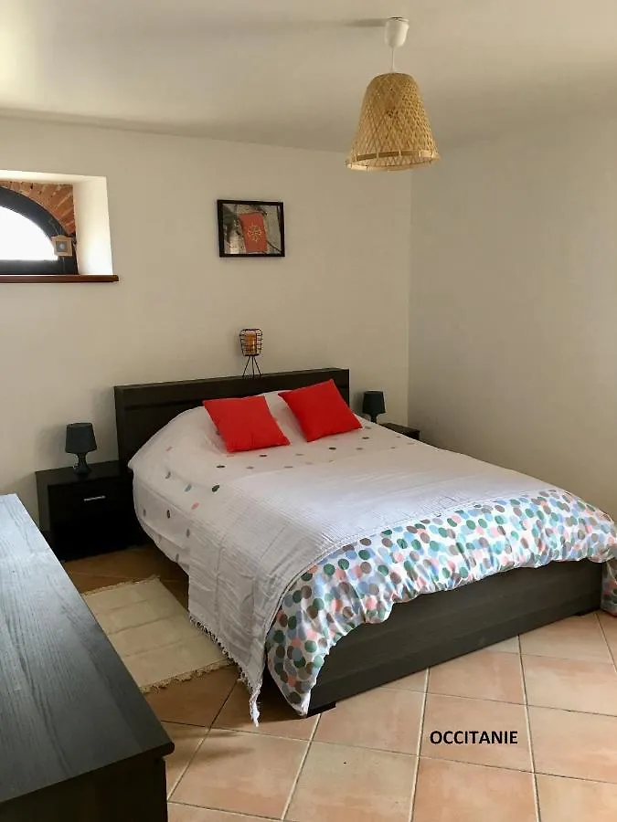 Chez papi Hotel Bazus Vendégház